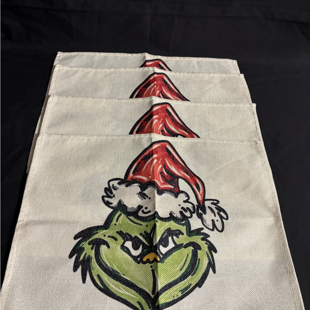 The Grinch Face Christmas Holiday Decorative Table Napkins set of 4